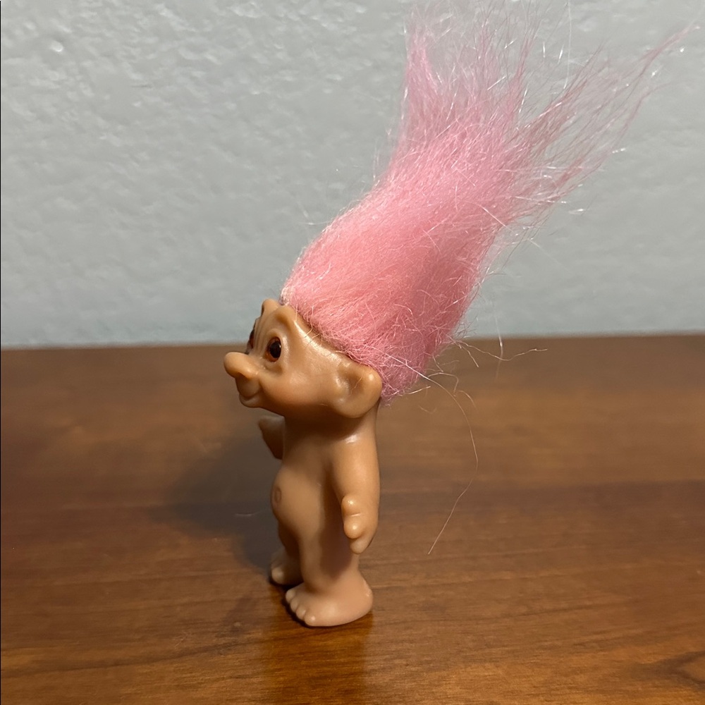 Vintage Troll Dam 2005 Pink Hair Doll Toy - Picture 2 of 6